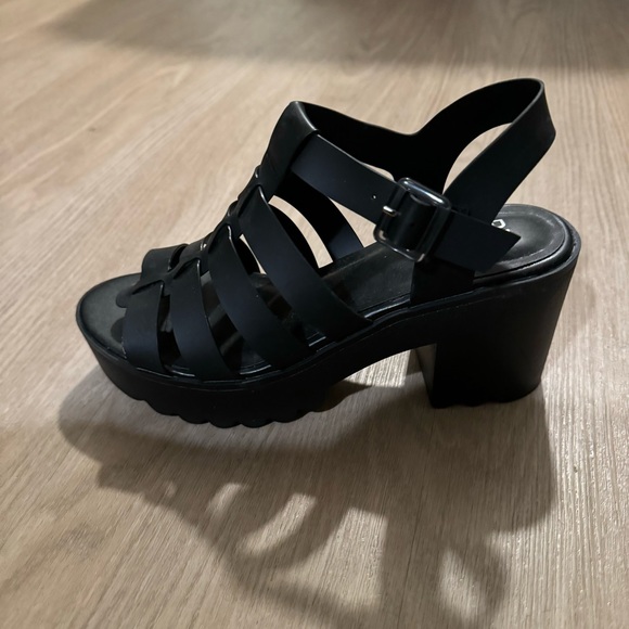 NWT B.P. Lugg platform sandals sz 9 - Picture 4 of 4